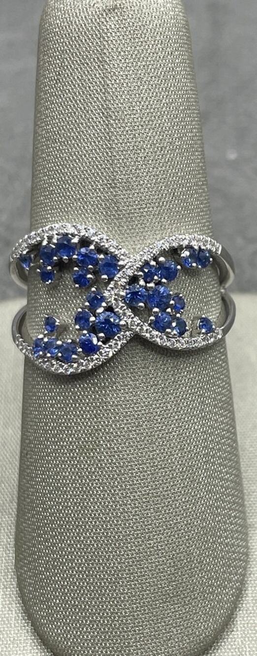 14K White Gold Blue Stone & Diamond Interlocking Sprinkles Ring (27462)
